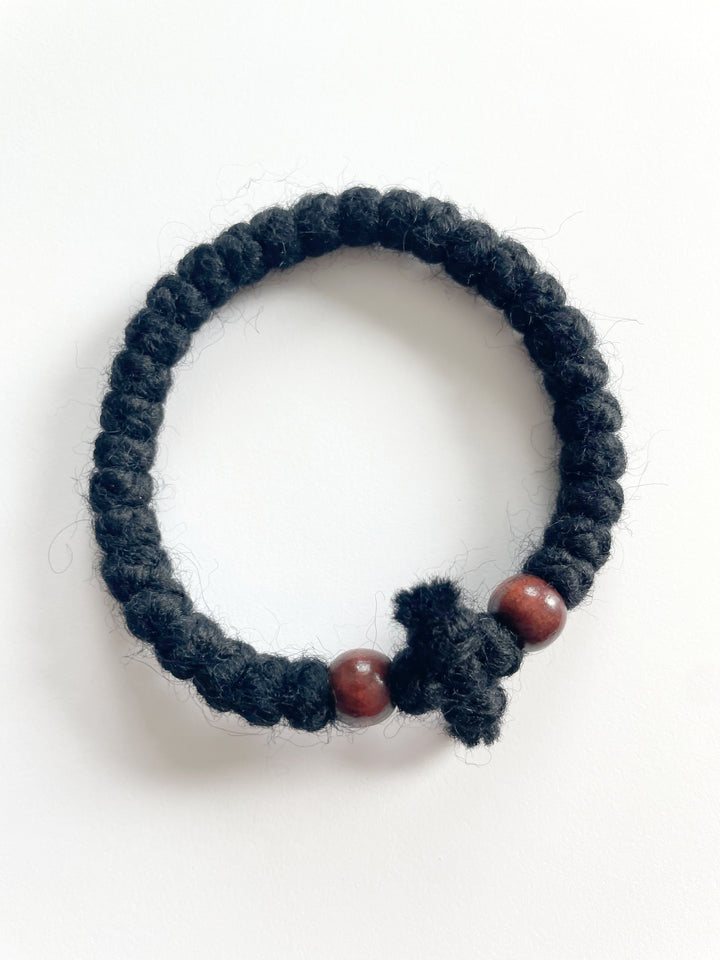 Wool Prayer Bracelet with Chestnut Wood Beads